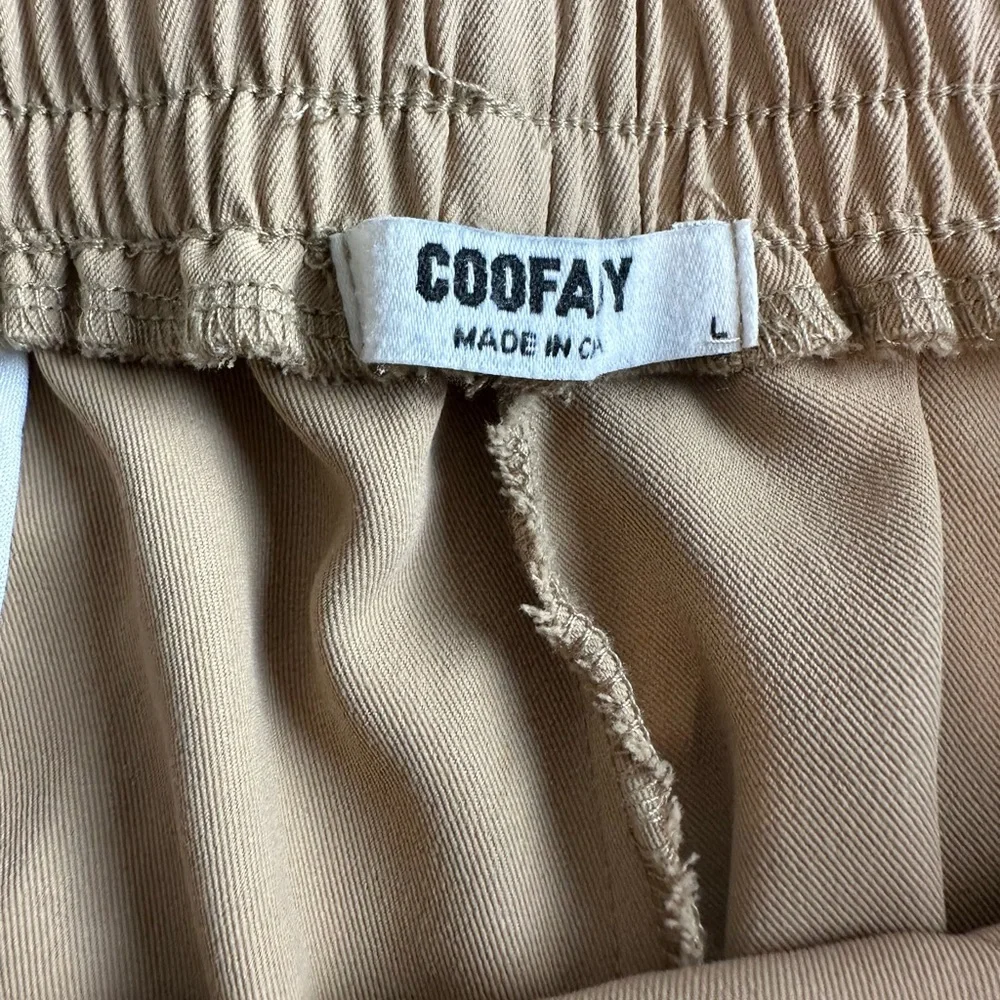 (2) pair men size large Coofandy‎ pull on stretch waist shorts
